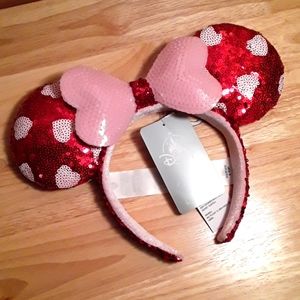 New Disney Valentine's Day Minnie Ears